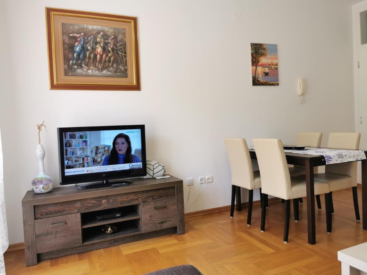 Apartments Mara Cres Εξωτερικό φωτογραφία