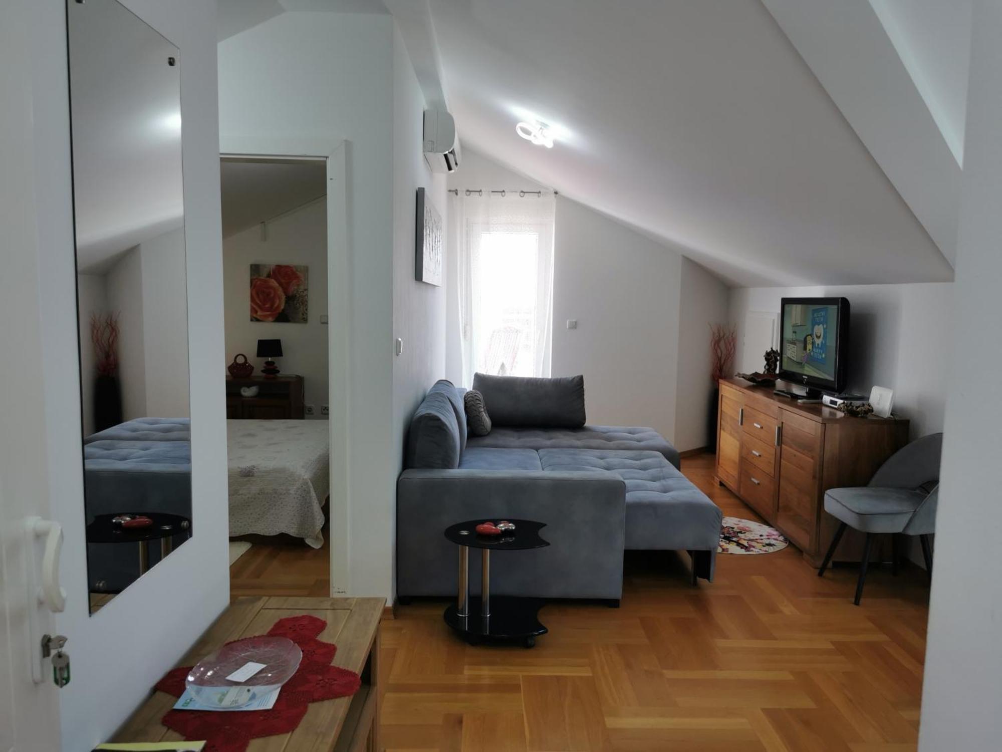 Apartments Mara Cres Εξωτερικό φωτογραφία