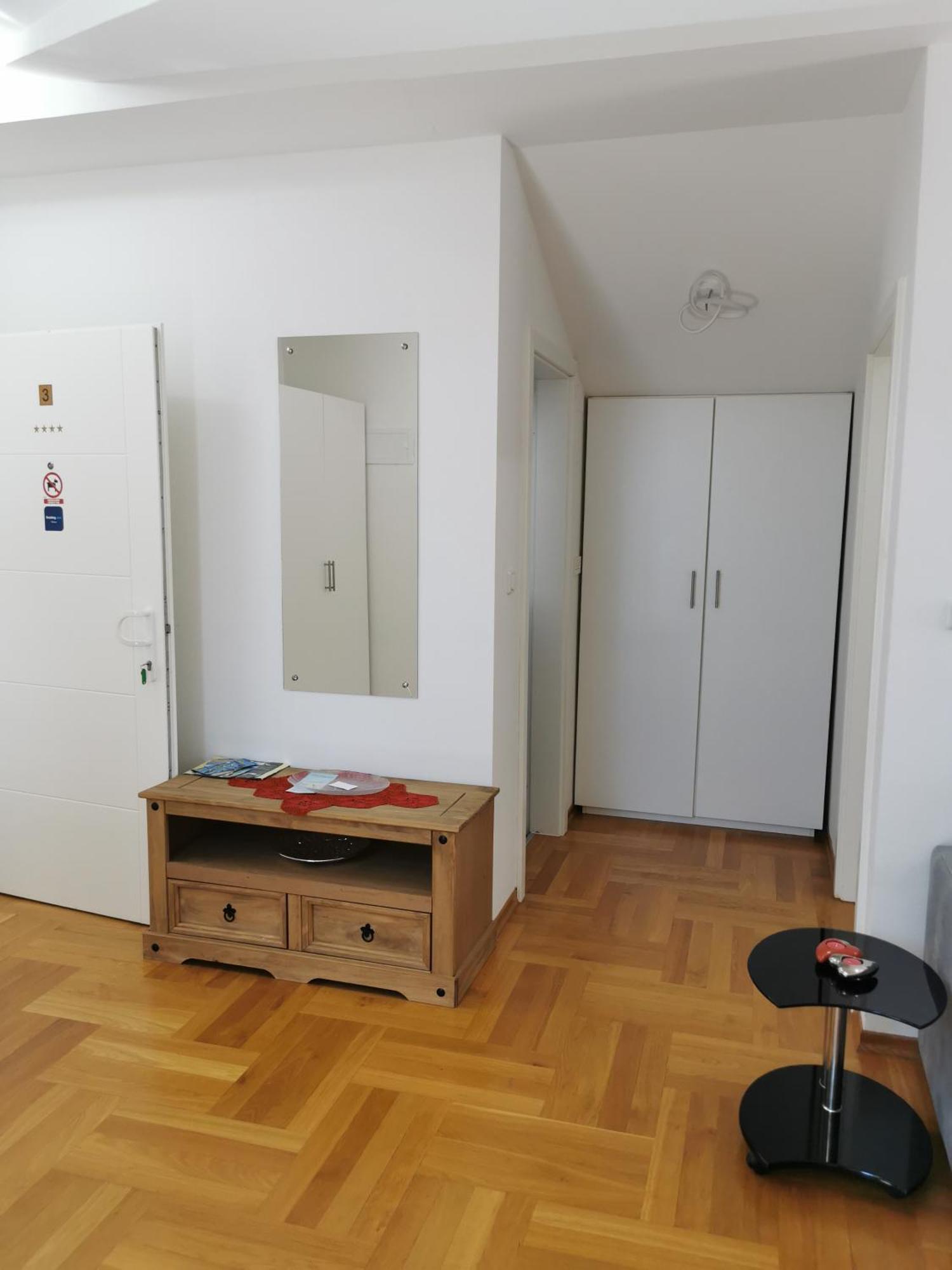 Apartments Mara Cres Εξωτερικό φωτογραφία