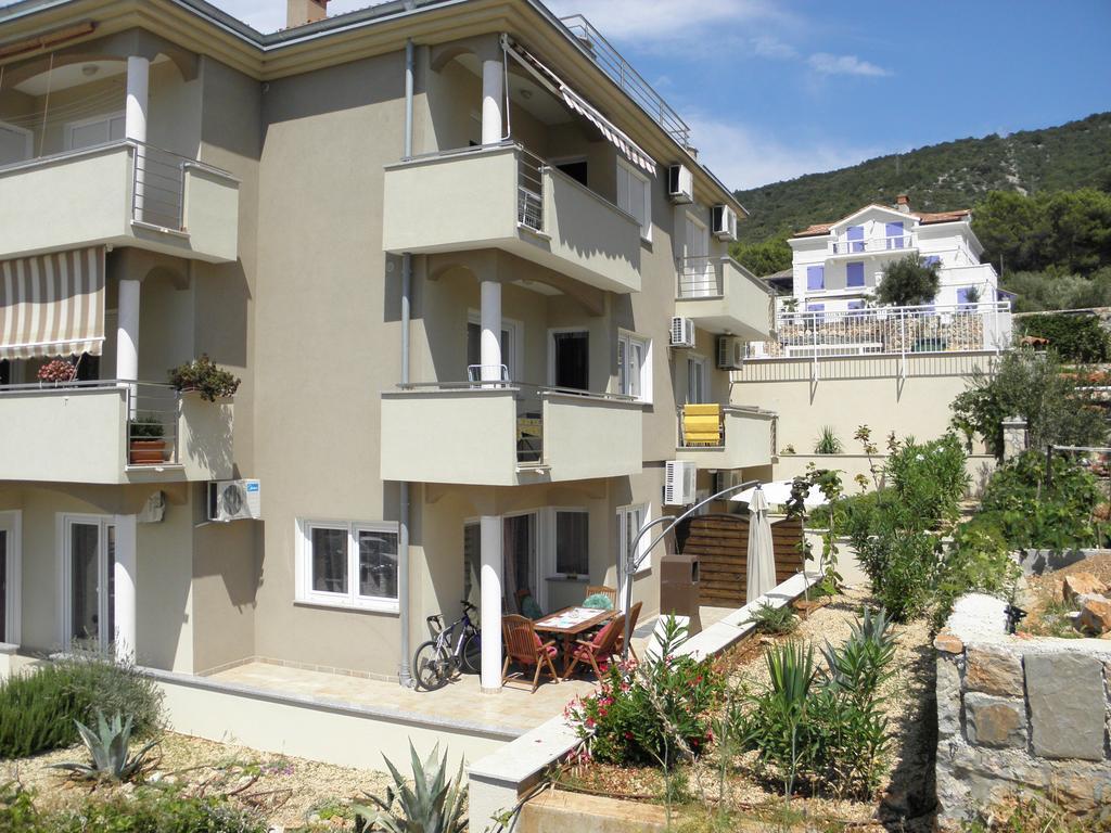 Apartments Mara Cres Δωμάτιο φωτογραφία