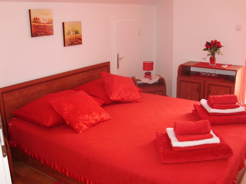 Apartments Mara Cres Δωμάτιο φωτογραφία