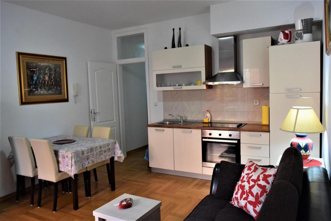Apartments Mara Cres Εξωτερικό φωτογραφία